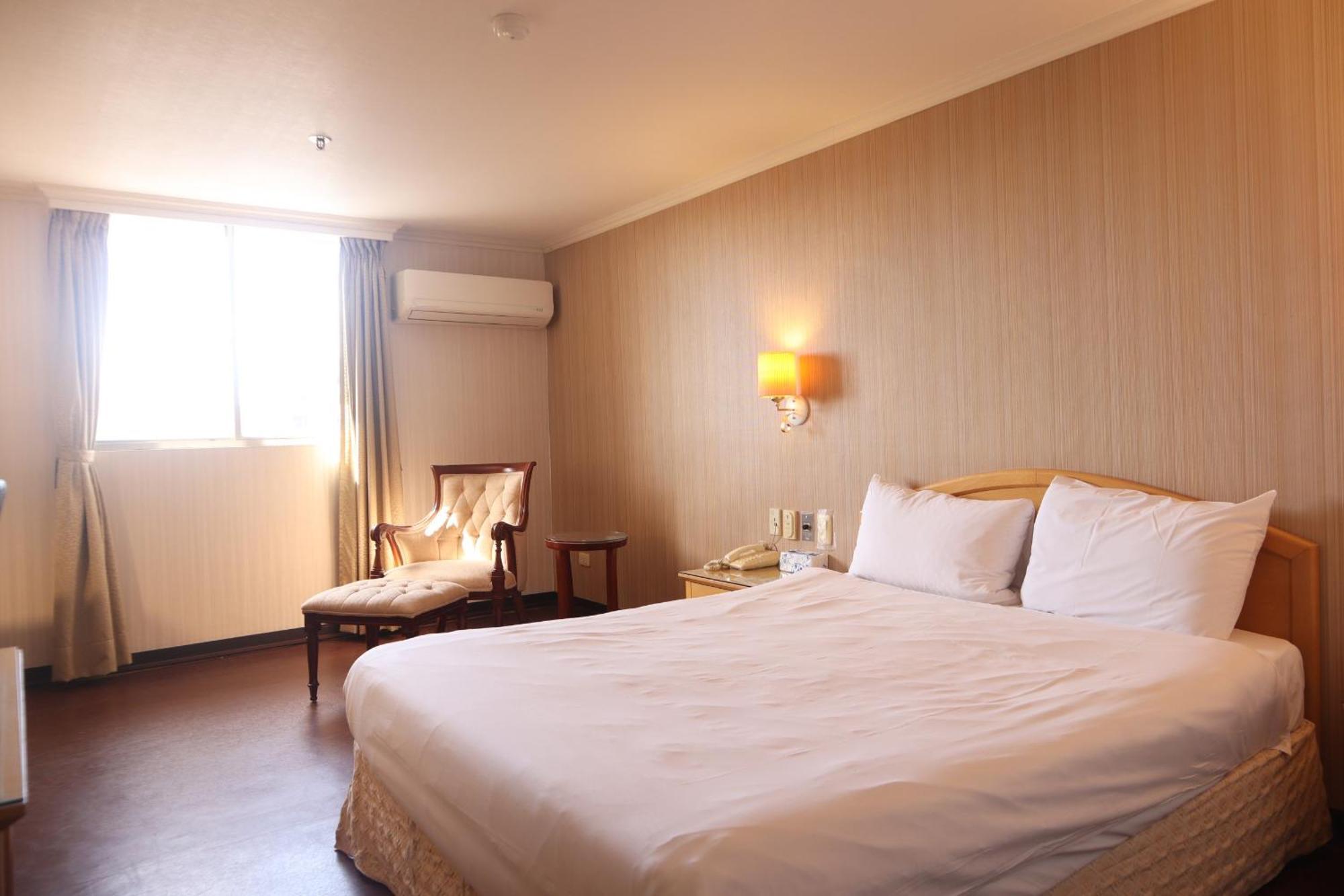 Hermes Hotel Cidade de Hsinchu Exterior foto